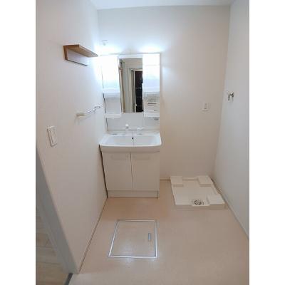 ミューカルム 205【管理NO：1-099493601-02040】 ★家具家電は申し込み後に搬入します★の物件画像