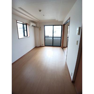 サンフィット 203【管理NO：1-099330801-02030】 ★家具家電は申し込み後に搬入しますの物件画像