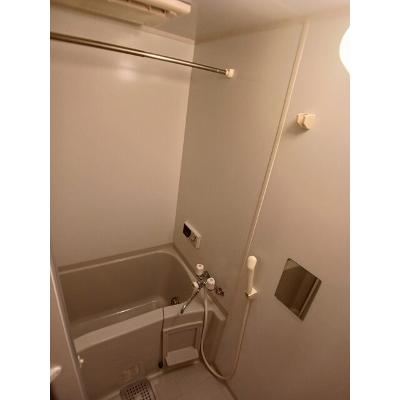 エクレセンス 106【管理NO：1-099330701-01050】 ★家具家電は申し込み後に搬入します★の物件画像