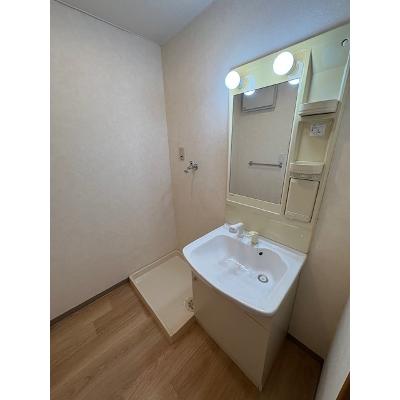 エクレセンス 103【管理NO：1-099330701-01030】 ★家具家電は申し込み後に搬入しますの物件画像