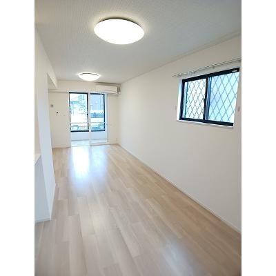 エトワール・片島 101【管理NO：1-028415901-01010】 ★家具家電は申し込み後に搬入しますの物件画像