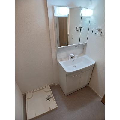 エトワール・片島 101【管理NO：1-028415901-01010】 ★家具家電は申し込み後に搬入しますの物件画像