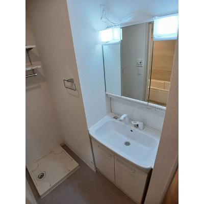 ディリジェントナイン 103【管理NO：1-028090901-01030】 ★家具家電は申し込み後に搬入しますの物件画像