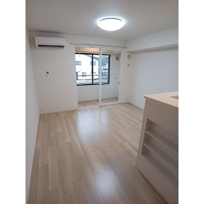 セレニテ 203【管理NO：1-028058301-02030】 ★家具家電は申し込み後に搬入しますの物件画像