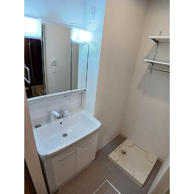 セレニテ 203【管理NO：1-028058301-02030】 ★家具家電は申し込み後に搬入しますの物件画像