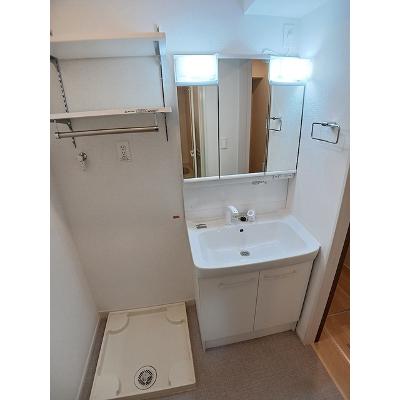 セレニテ 103【管理NO：1-028058301-01030】 ★家具家電は申し込み後に搬入します★の物件画像