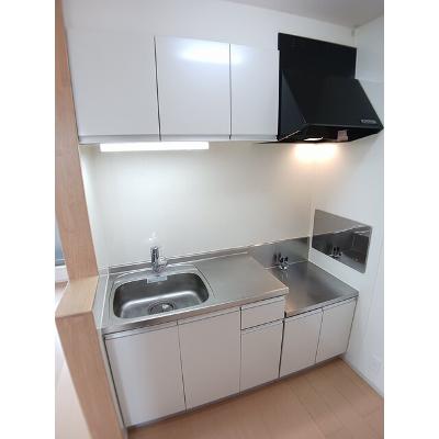 フォルトゥーナ 201【管理NO：1-018039001-02010】 ★家具家電は申し込み後に搬入します★の物件画像