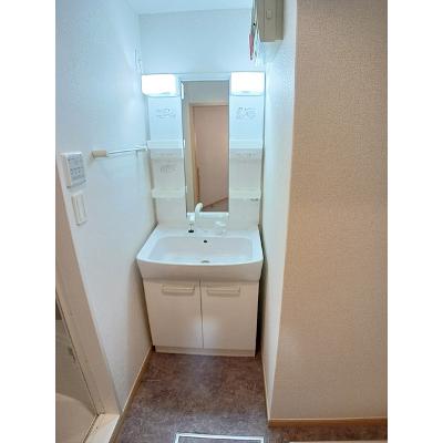 メゾンソレイユ　Ｖ 201【管理NO：1-017027501-02010】 ★家具家電は申し込み後に搬入しますの物件画像