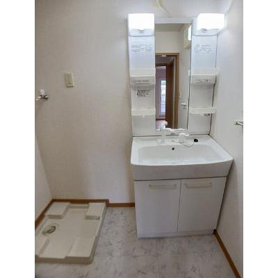 プリムラ　ジュリアン 202【管理NO：1-015271501-02020】 ★家具家電は申し込み後に搬入しますの物件画像