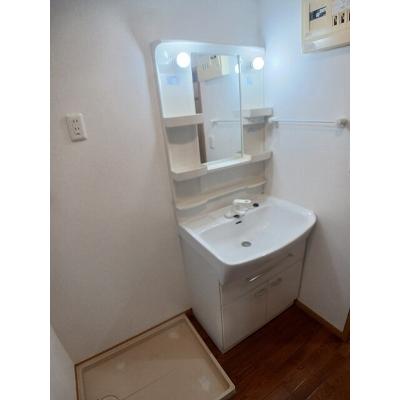シェーン・バッハ 201【管理NO：1-012993001-02010】 ★家具家電は申し込み後に搬入しますの物件画像
