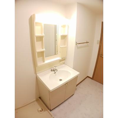 エクセレンス 103【管理NO：1-007735701-01030】 ★家具家電は申し込み後に搬入しますの物件画像