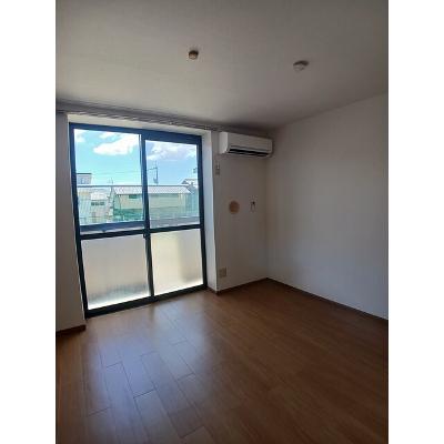 ロ－ゼン大上 201【管理NO：1-007383501-02010】 ★家具家電は申し込み後に搬入しますの物件画像