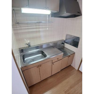 ロ－ゼン大上 201【管理NO：1-007383501-02010】 ★家具家電は申し込み後に搬入しますの物件画像