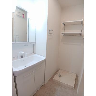 リード　Ｙ’ｓ　Ｃ 204【管理NO：1-027688503-02040】 ★家具家電は申し込み後に搬入します★の物件画像