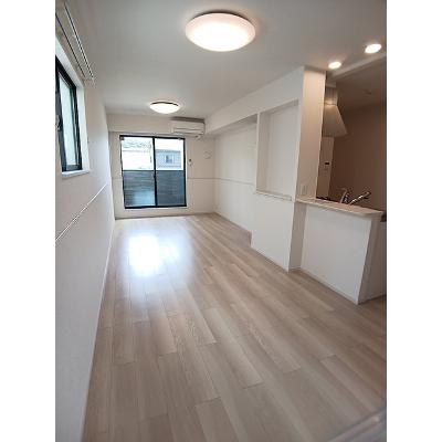 ヒカルサ鳥取浜村　Ⅰ 203【管理NO：1-027566601-02030】 ★家具家電は申し込み後に搬入しますの物件画像