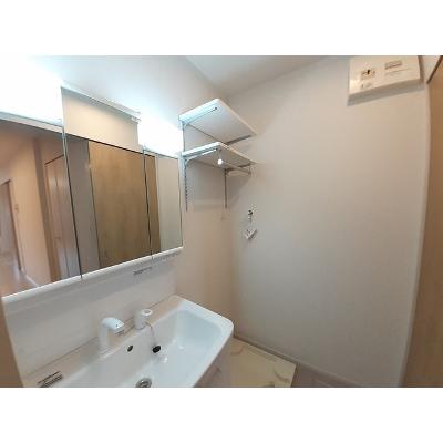リード・ブロッサム　Ｂ 202【管理NO：1-027425302-02020】 ★家具家電は申し込み後に搬入します★の物件画像