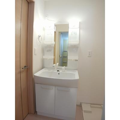 サウス・リードＢ 102【管理NO：1-016901002-01020】 ★家具家電は申し込み後に搬入しますの物件画像