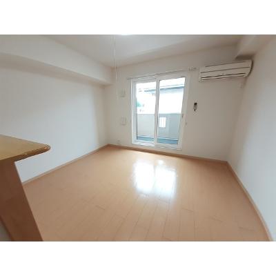 メゾン・シャルマン 202【管理NO：1-016073401-02020】 ★家具家電は申し込み後に搬入しますの物件画像