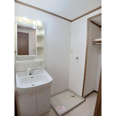 アメニティー﨔 104【管理NO：1-011662901-01040】 ★家具家電は申し込み後に搬入します★の物件画像
