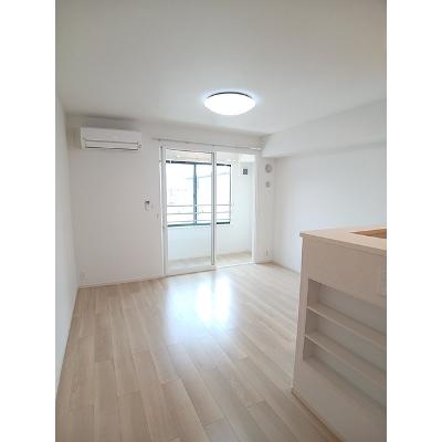 アジュールⅠ 205【管理NO：1-028574401-02050】 ★家具家電は申し込み後に搬入します★の物件画像