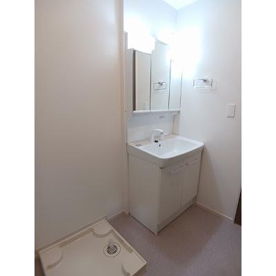ローブクレールⅠ 102【管理NO：1-028238601-01020】 ★家具家電は申し込み後に搬入しますの物件画像