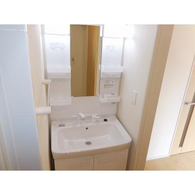 フレージュ　ライツ 101【管理NO：1-020796501-01010】 ★家具家電は申し込み後に搬入します★の物件画像