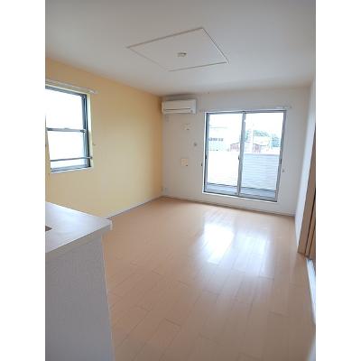 ラ・フォルテⅡ 203【管理NO：1-020360302-02030】 ★家具家電は申し込み後に搬入します★の物件画像