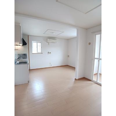 カレント・ベルデ 205【管理NO：1-015200801-02050】 ★家具家電は申し込み後に搬入しますの物件画像
