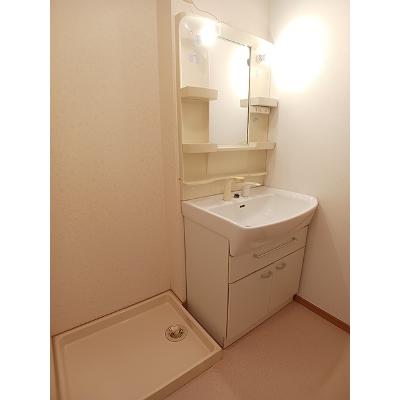 ラック　ヴィラＡ 101【管理NO：1-013823101-01010】 ★家具家電は申し込み後に搬入します★の物件画像
