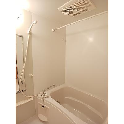 リヴ・ホウコウ 203【管理NO：1-013754501-02030】 ★家具家電は申し込み後に搬入します★の物件画像