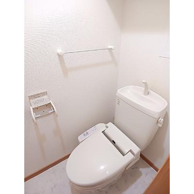 リヴ・ホウコウ 203【管理NO：1-013754501-02030】 ★家具家電は申し込み後に搬入します★の物件画像
