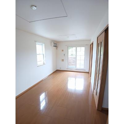 Ｌａｎｇ　ｒａｖｉｎ 203【管理NO：1-013457501-02030】 ★家具家電は申し込み後に搬入します★の物件画像