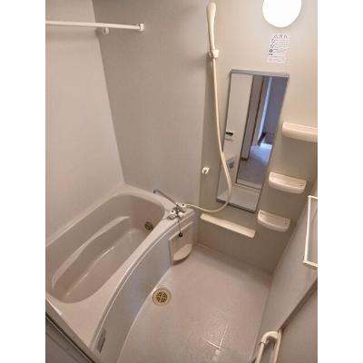 Ｌａｎｇ　ｒａｖｉｎ 203【管理NO：1-013457501-02030】 ★家具家電は申し込み後に搬入します★の物件画像