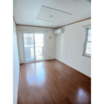 グレースコートⅣ 101【管理NO：1-013257101-01010】 ★家具家電は申し込み後に搬入しますの物件画像