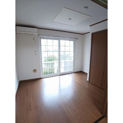 セレブレイトⅡ 101【管理NO：1-011792302-01010】 ★家具家電は申し込み後に搬入します★の物件画像