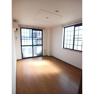 ライラックⅠ 101【管理NO：1-011489001-01010】 ★家具家電は申し込み後に搬入します★の物件画像