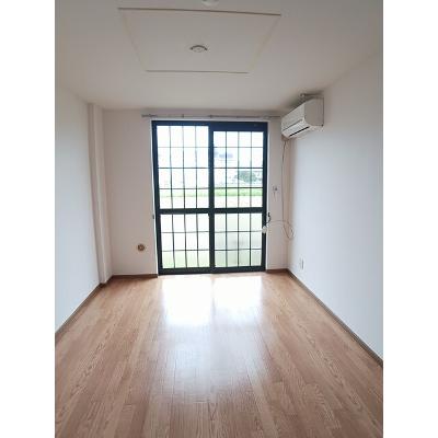 メフィストＢ 102【管理NO：1-011431402-01020】 ★家具家電は申し込み後に搬入しますの物件画像