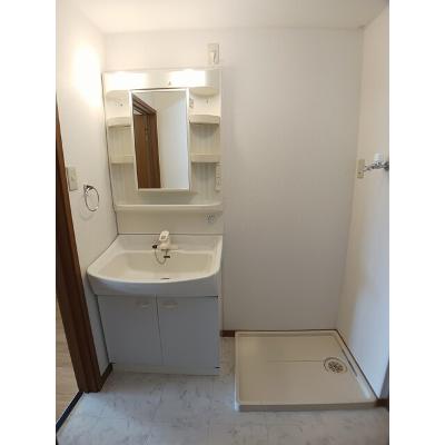 モクレレ 202【管理NO：1-011413001-02020】 ★家具家電は申し込み後に搬入しますの物件画像
