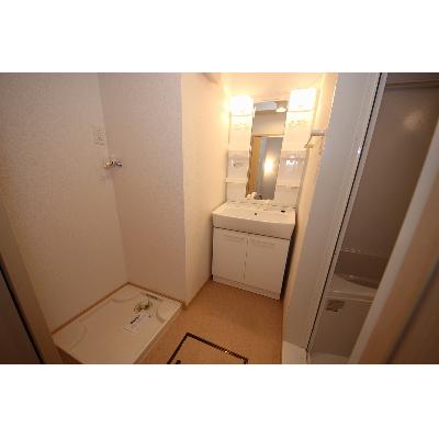 ヴィラフリーデンＣ 204【管理NO：1-011386803-02040】 ★家具家電は申し込み後に搬入します★の物件画像