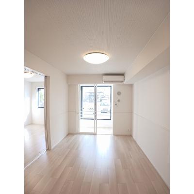 ヒカルサ境港渡町ウエスト 104【管理NO：1-027823601-01040】 ★家具家電は申し込み後に搬入します★の物件画像
