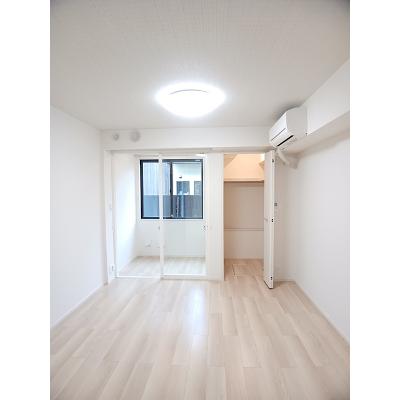 イリスプリエール 102【管理NO：1-027712101-01020】 ★家具家電は申し込み後に搬入しますの物件画像