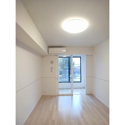 ヒカルサ境港渡町イースト 102【管理NO：1-027601001-01020】 ★家具家電は申し込み後に搬入します★の物件画像