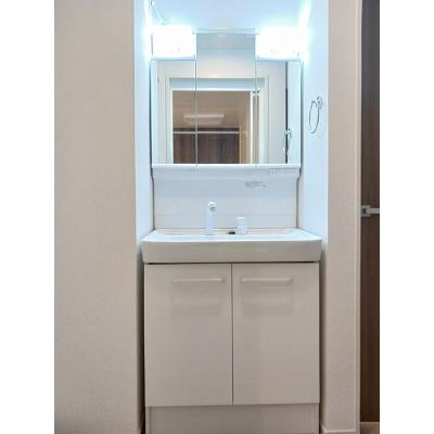 ヒカルサ境港渡町イースト 102【管理NO：1-027601001-01020】 ★家具家電は申し込み後に搬入します★の物件画像