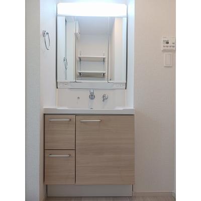 ラヴィエベール　Ａ 102【管理NO：1-027353901-01020】 ★家具家電は申し込み後に搬入します★の物件画像
