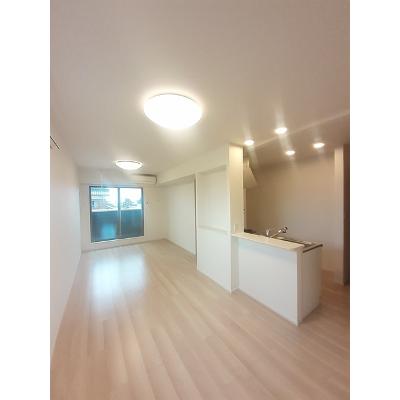 アズール 202【管理NO：1-027241501-02020】 ★家具家電は申し込み後に搬入しますの物件画像