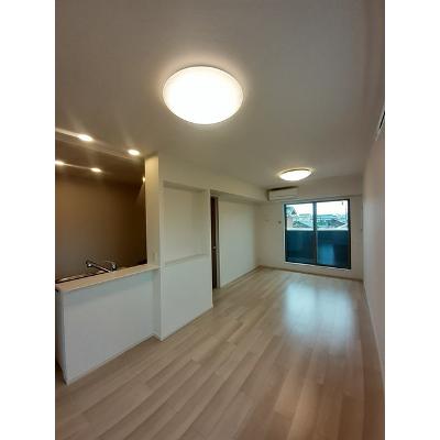 アズール 201【管理NO：1-027241501-02010】 ★家具家電は申し込み後に搬入します 2026年07月下旬入居可能の物件画像