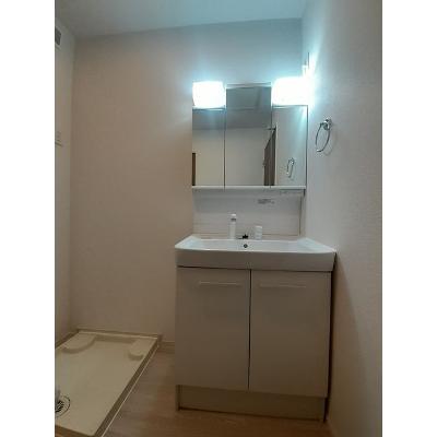 アズール 201【管理NO：1-027241501-02010】 ★家具家電は申し込み後に搬入します 2026年07月下旬入居可能の物件画像