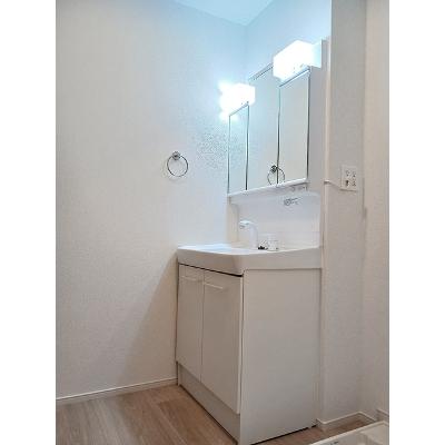 モイルミール 102【管理NO：1-026676501-01020】 ★家具家電は申し込み後に搬入します 2026年07月中旬入居可能の物件画像