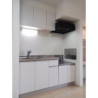 フルール・ユー 103【管理NO：1-022032401-01030】 ★家具家電は申し込み後に搬入します★の物件画像