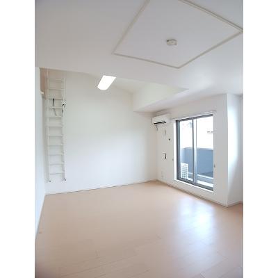 ソヴール　佑 202【管理NO：1-017707701-02020】 ★家具家電は申し込み後に搬入します★の物件画像